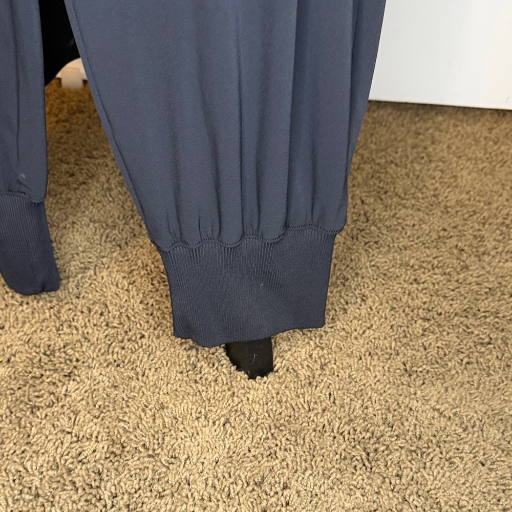 Nike DryFit Black Ultra Lightweight Joggers - Picture 3 of 10